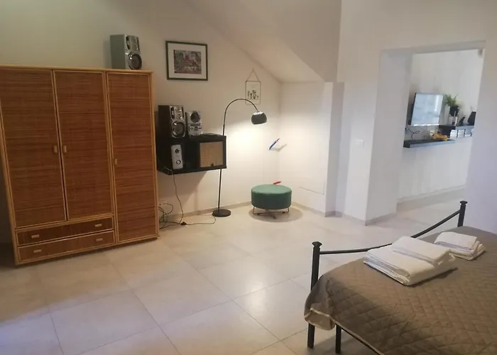 Magaria Holiday Home